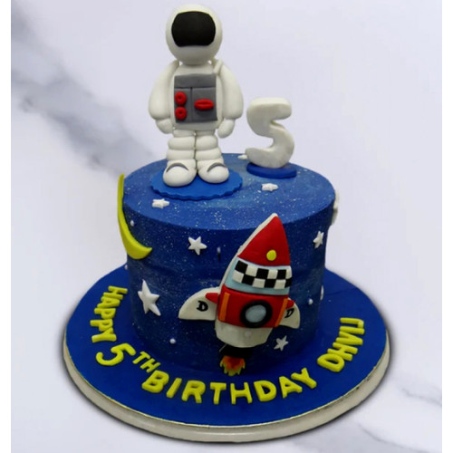 Astronaut Cake