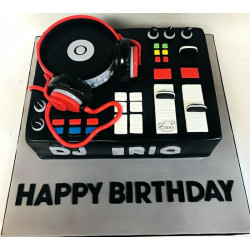 DJ Theme Cake