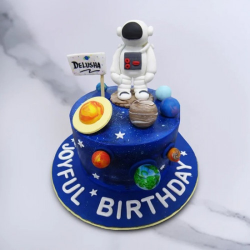 Astronaut Theme Cake Astronaut Theme Cake