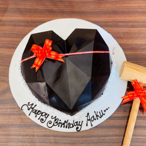 Choco Pinata Cake Choco Pinata Cake