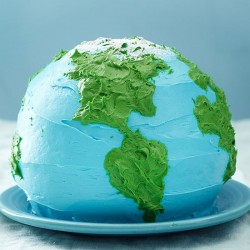Earth In plate Cake