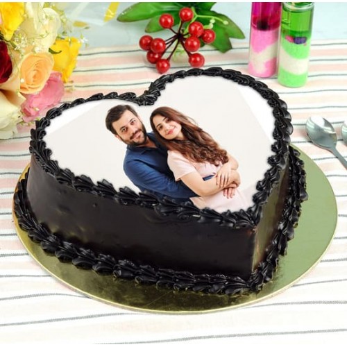 Cute Couple Cake