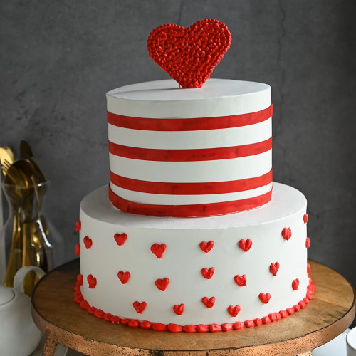 Heartful Wedding Cake