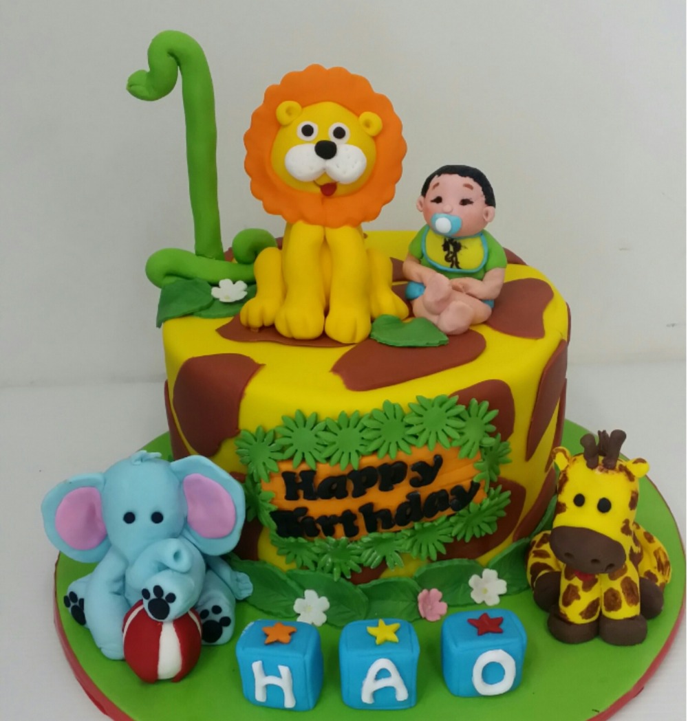 lion first birthday cake | Lucy | Flickr