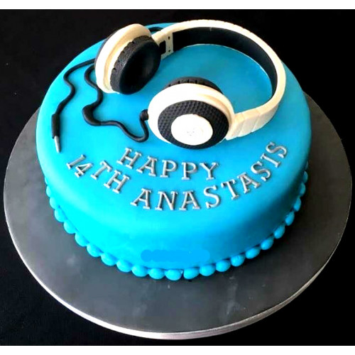 Music Headphone Cake Music Headphone Cake