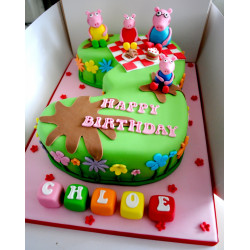 Peppa Pig Family Cake 